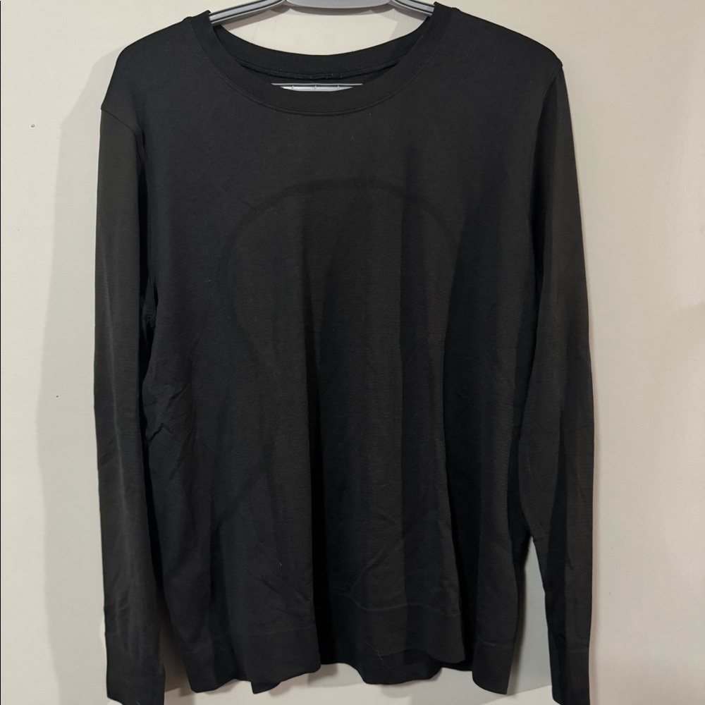 Swiftly Relaxed Long Sleeve